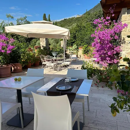 Bed & Breakfast La Cascata Negli Ulivi