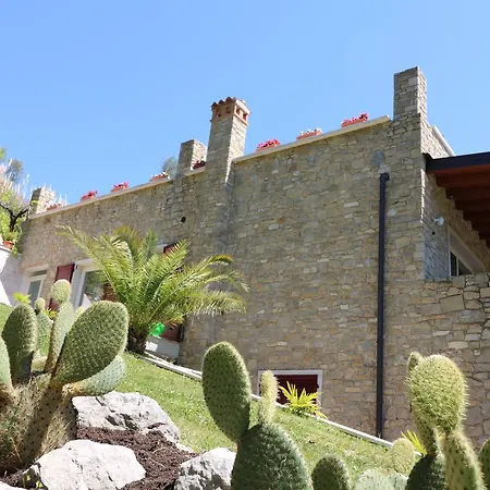 La Cascata Negli Ulivi Bed & Breakfast