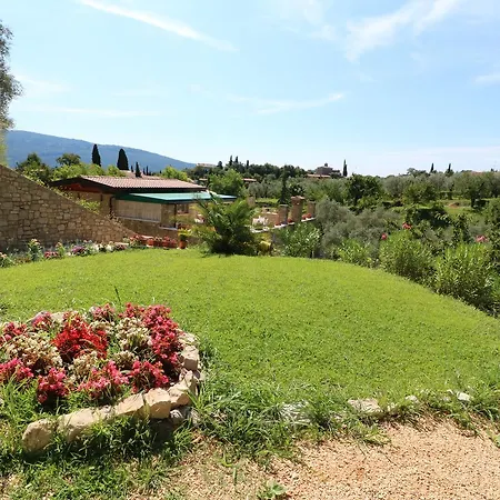 La Cascata Negli Ulivi Bed & Breakfast
